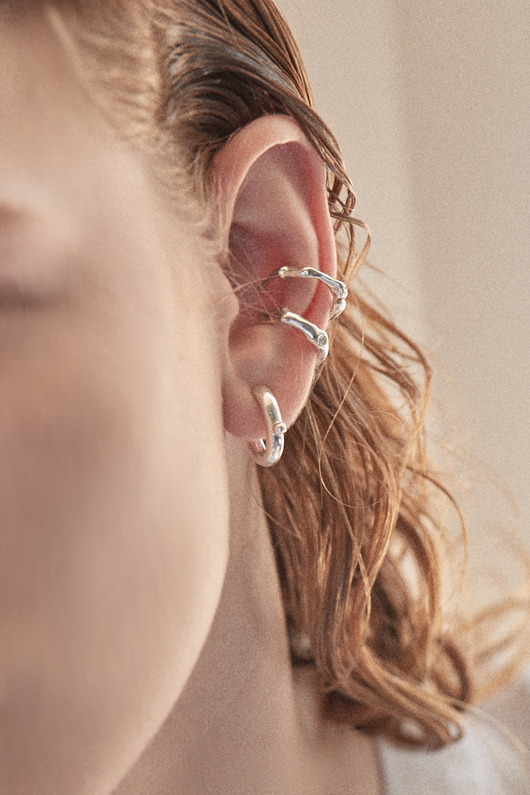 기본트렌드 Hustad #109 Silver Point earring  자체제작 국내 